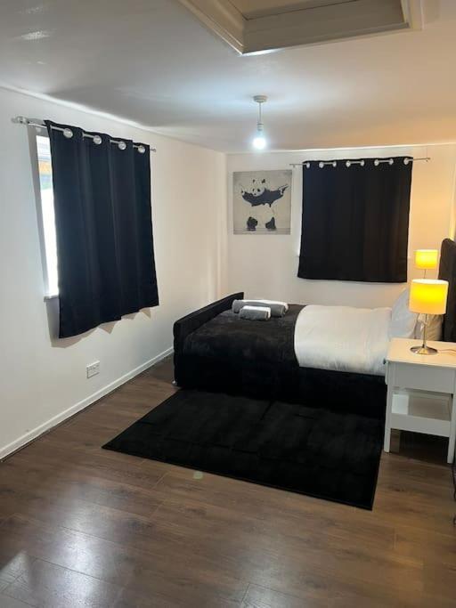 Apartment Mill Road *